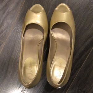 Cole haan peep toe shoe 7 1/2